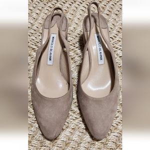 Manolo Blanik Allurasa 50 Beige Suede Slingback Block Heel EU 37